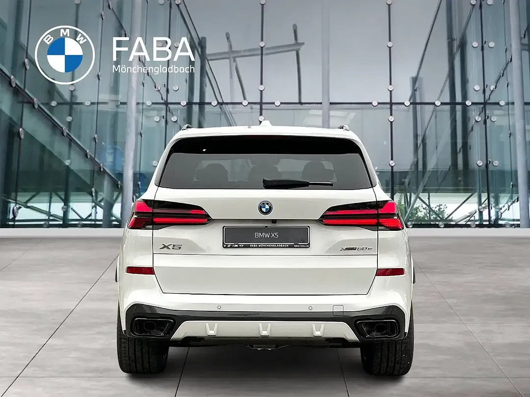 BMW X5 - Thumbnail 3