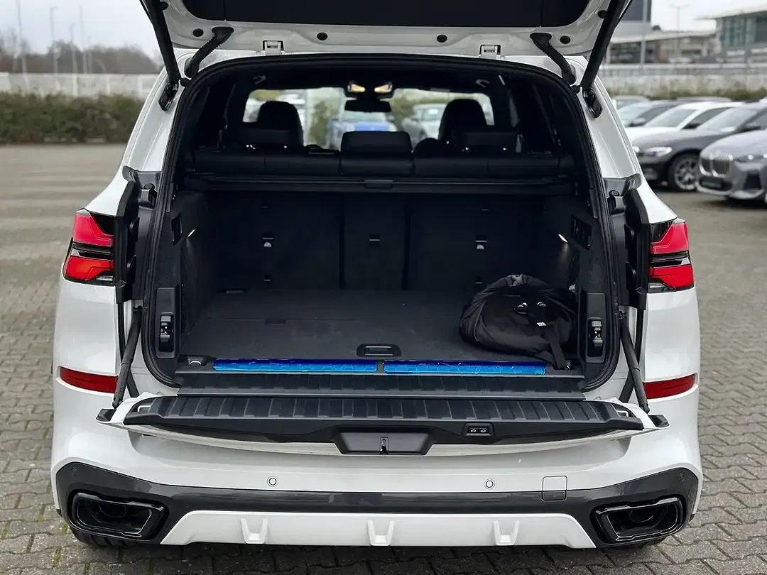 BMW X5 - Thumbnail 7