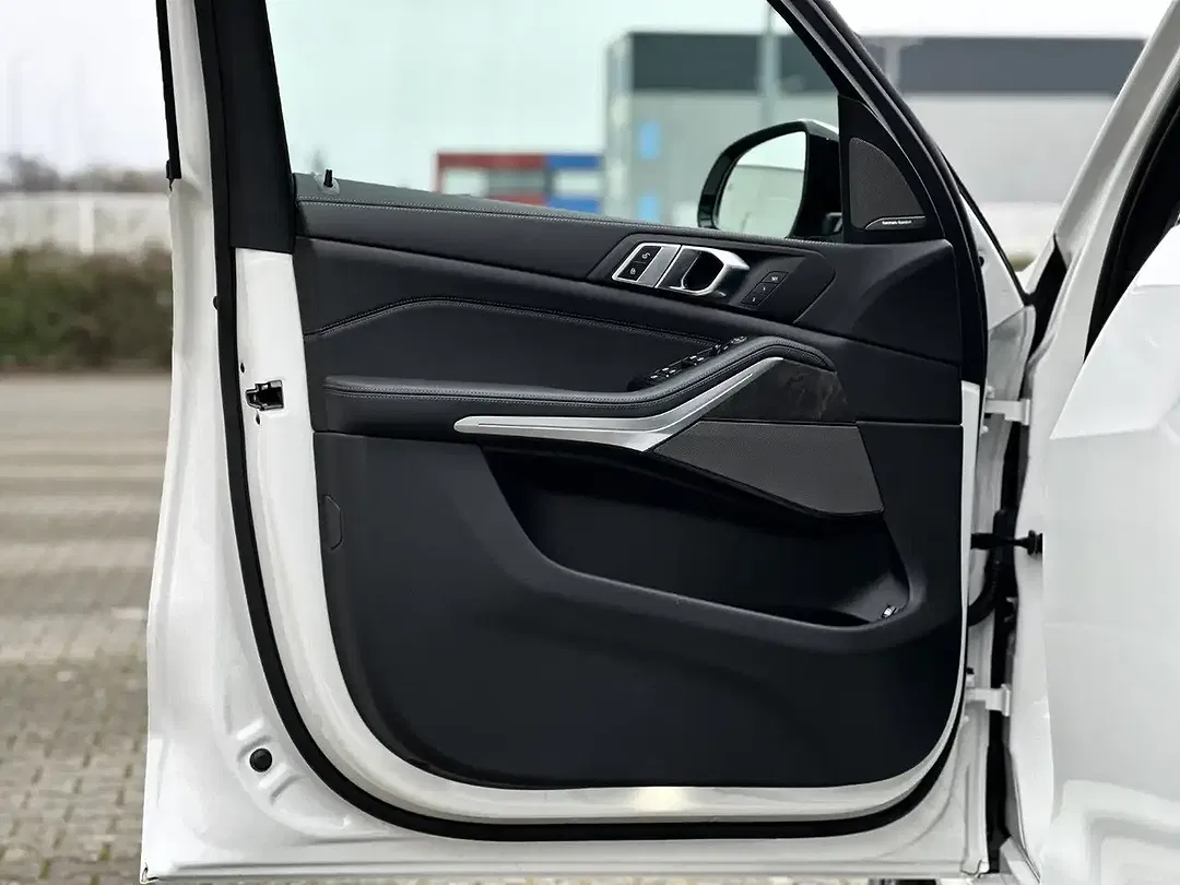 BMW X5 - Thumbnail 8