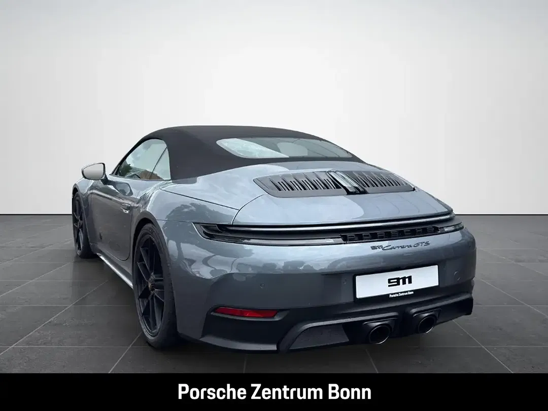 Porsche 992 - Thumbnail 7