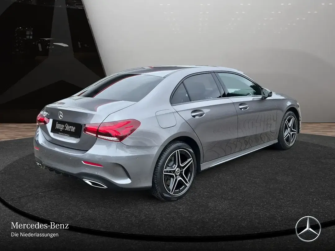 Mercedes-Benz A 250 - Thumbnail 7