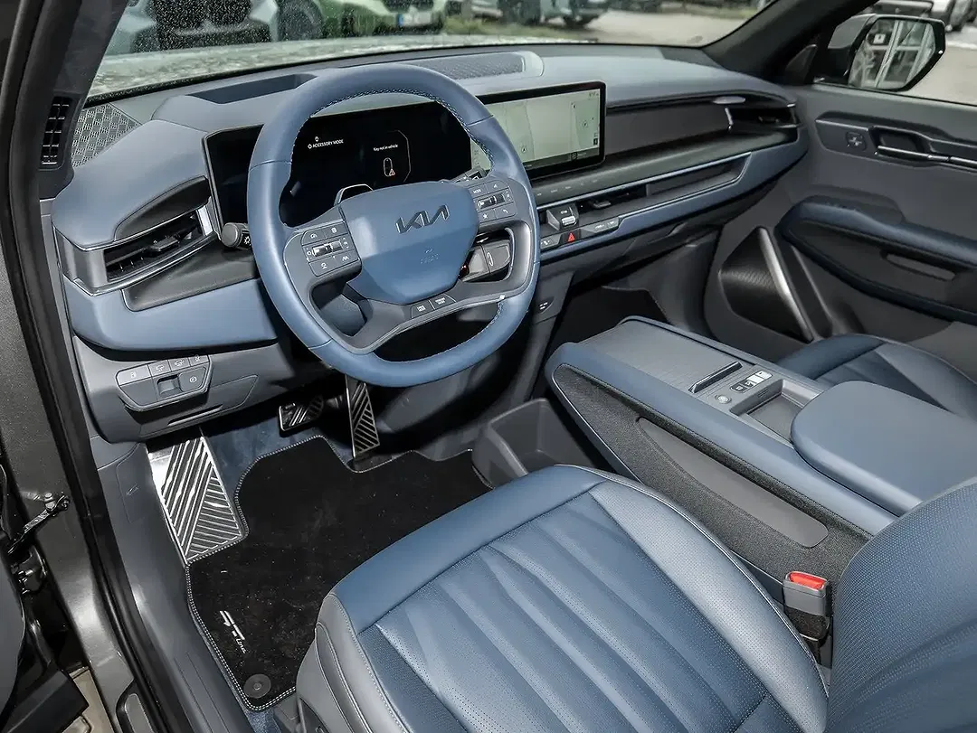 Kia EV9 - Thumbnail 5