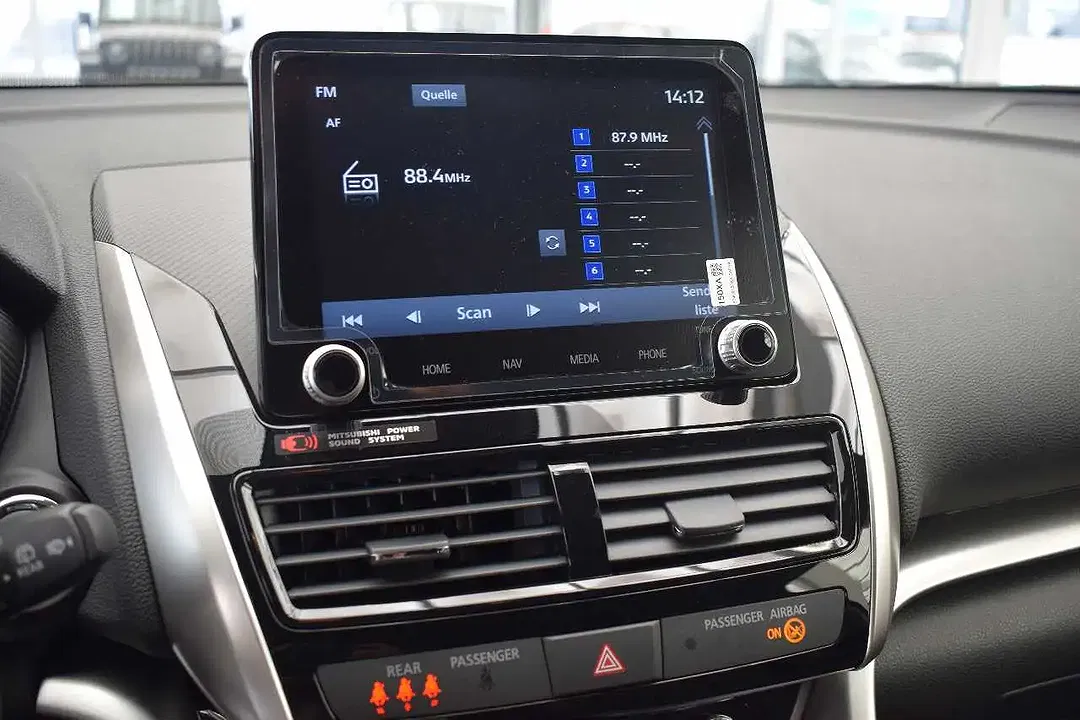 Mitsubishi Eclipse Cross - Thumbnail 10