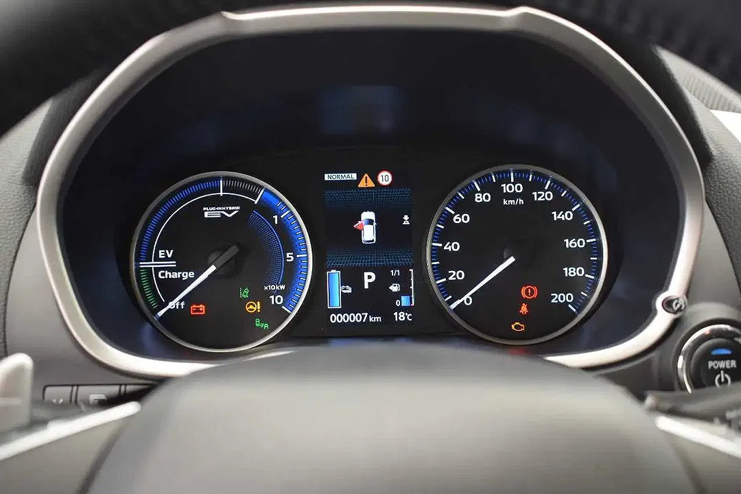 Mitsubishi Eclipse Cross - Thumbnail 8
