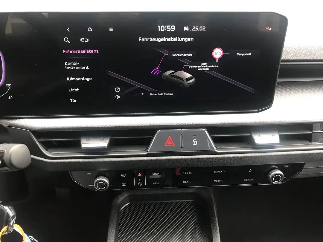 Kia Stonic - Thumbnail 12