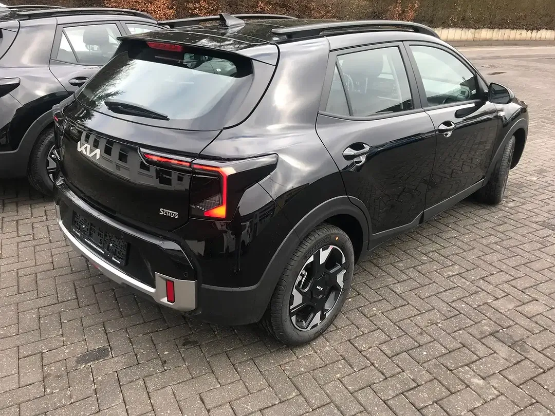 Kia Stonic - Thumbnail 2
