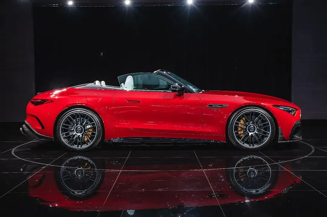 Mercedes-Benz SL 63 AMG - Thumbnail 7