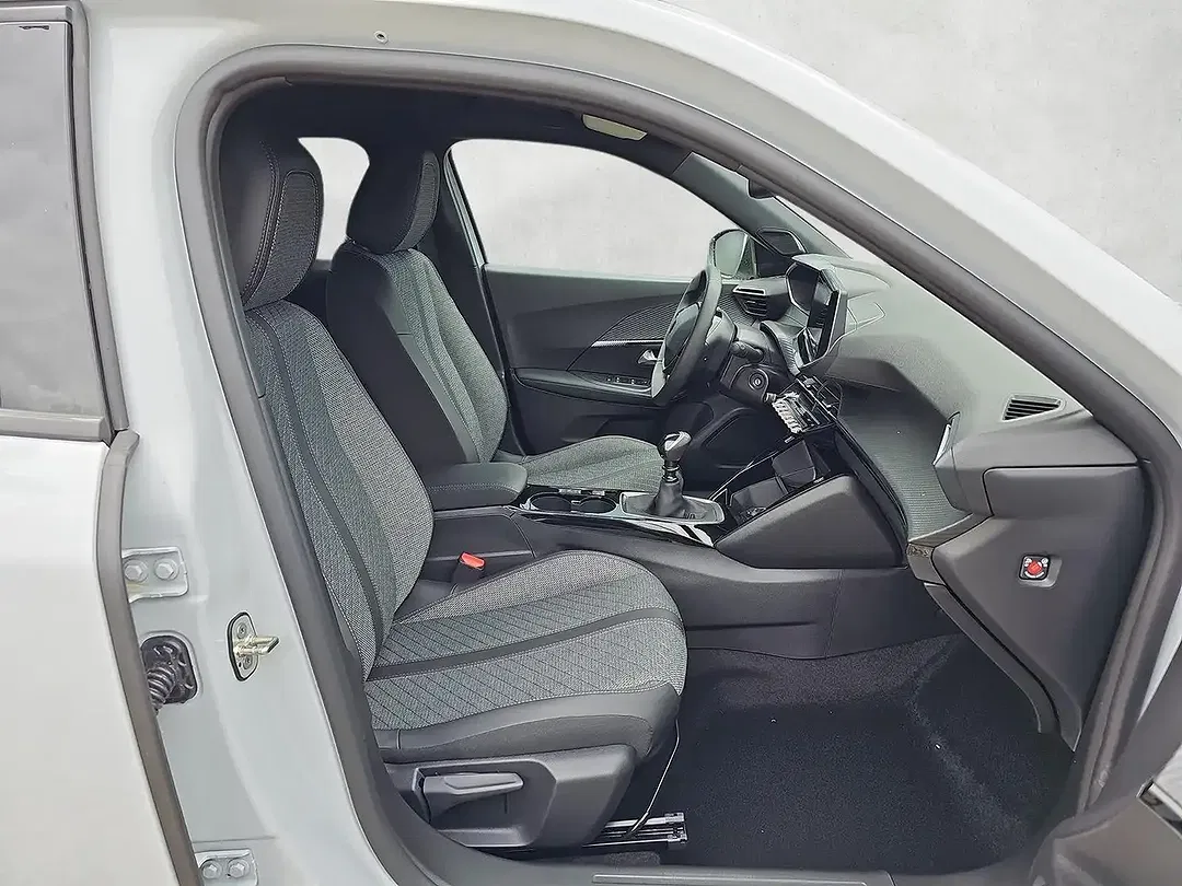 Peugeot 2008 - Thumbnail 11