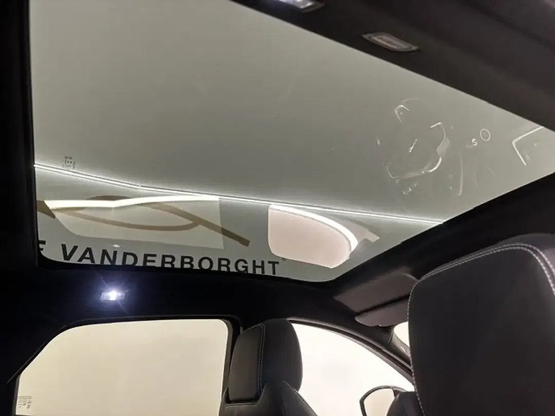 Jaguar E-Pace - Thumbnail 8