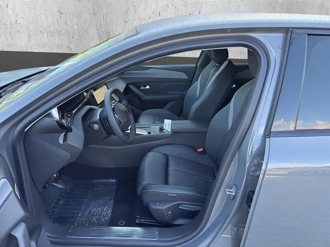 Peugeot 308 - Thumbnail 9