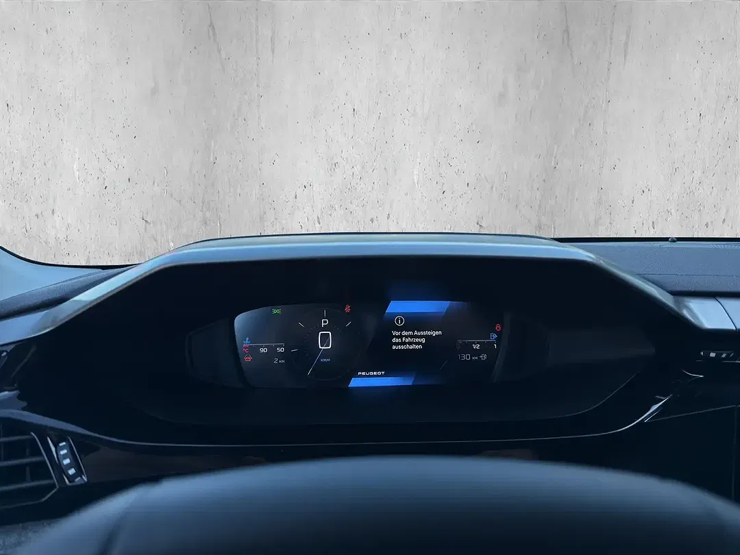 Peugeot 308 - Thumbnail 11