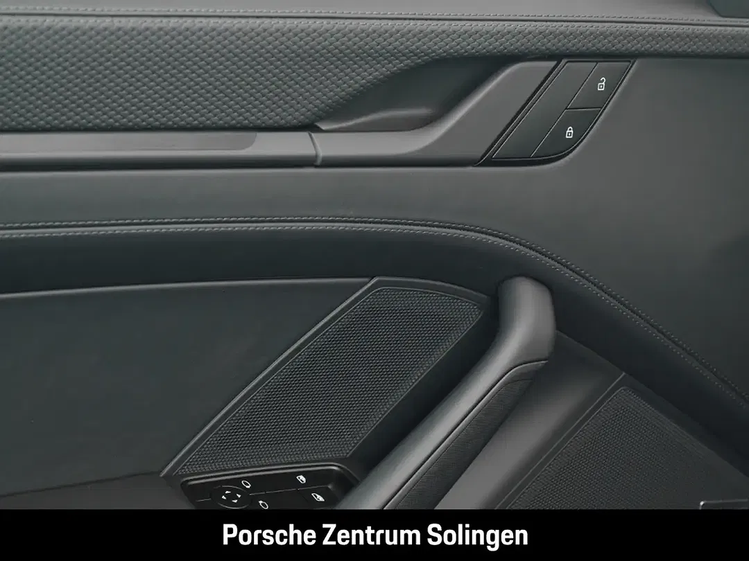Porsche 992 - Thumbnail 13