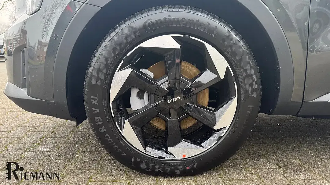 Kia Sorento - Thumbnail 10