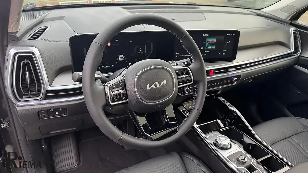 Kia Sorento - Thumbnail 7