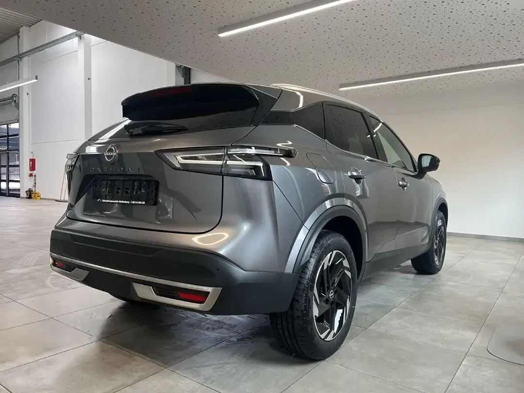 Nissan Qashqai - Thumbnail 4