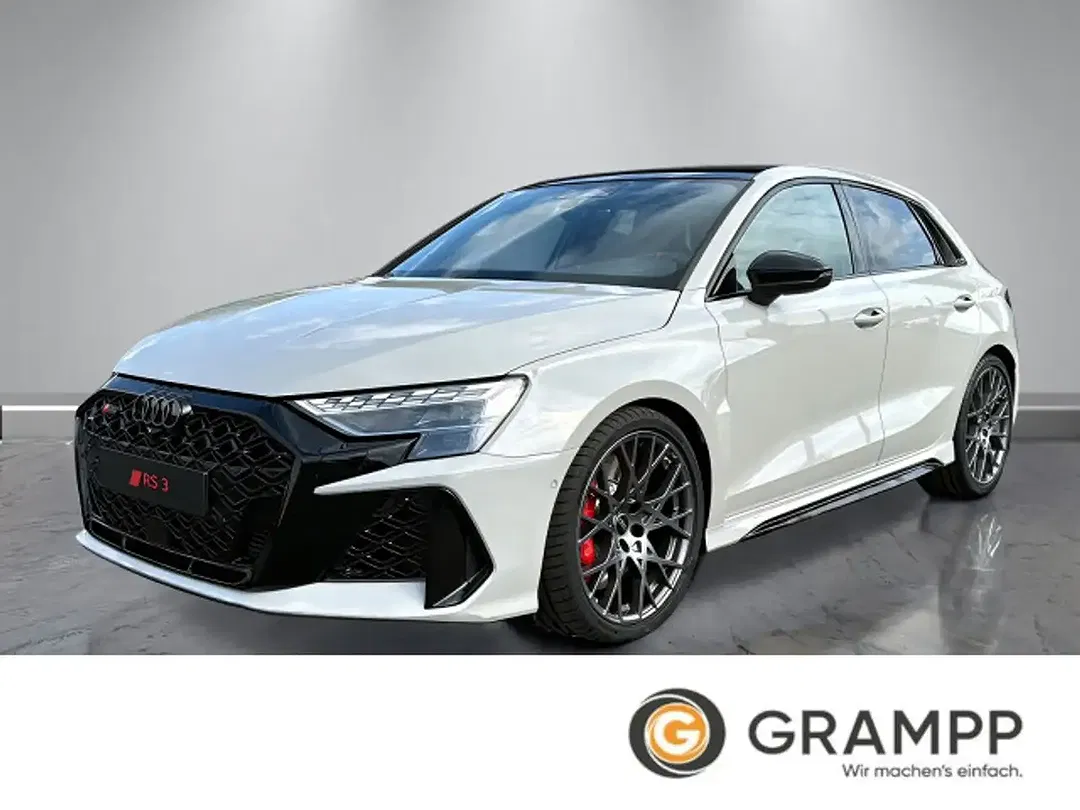 Audi RS3 - Thumbnail 1