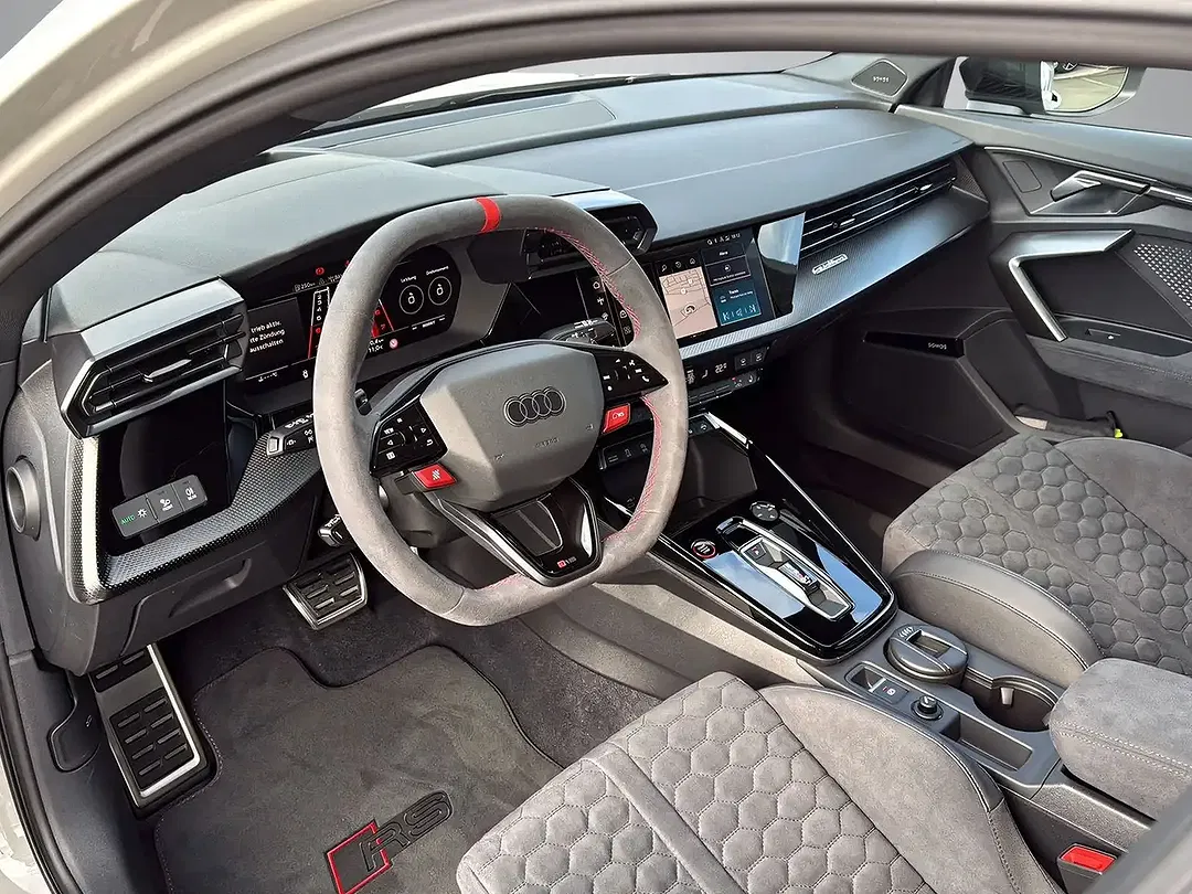 Audi RS3 - Thumbnail 7