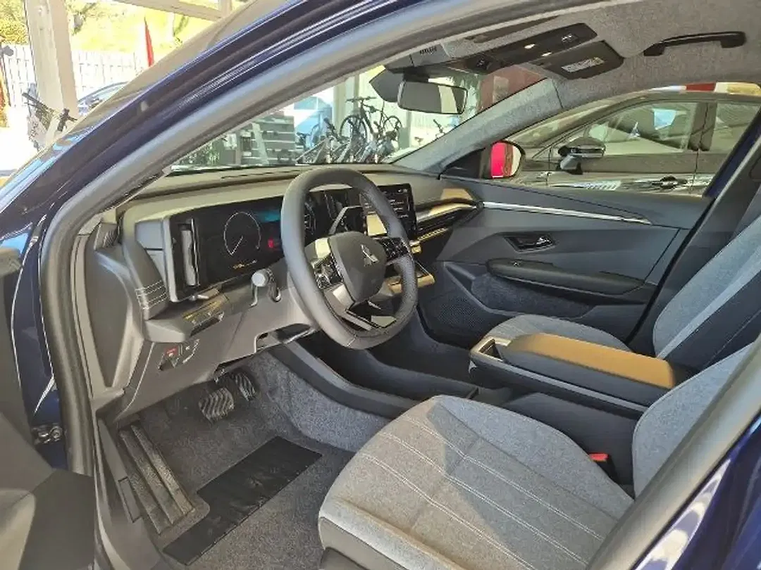 Mitsubishi Eclipse Cross - Thumbnail 12