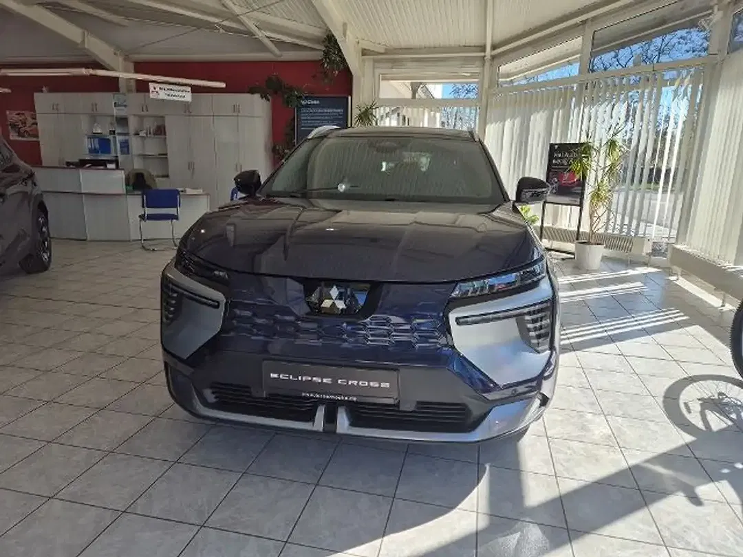 Mitsubishi Eclipse Cross - Thumbnail 2