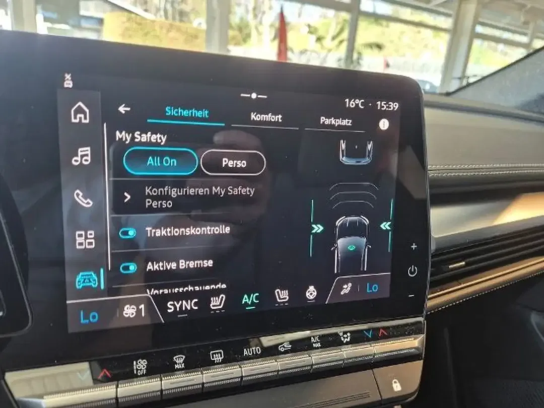 Mitsubishi Eclipse Cross - Thumbnail 20