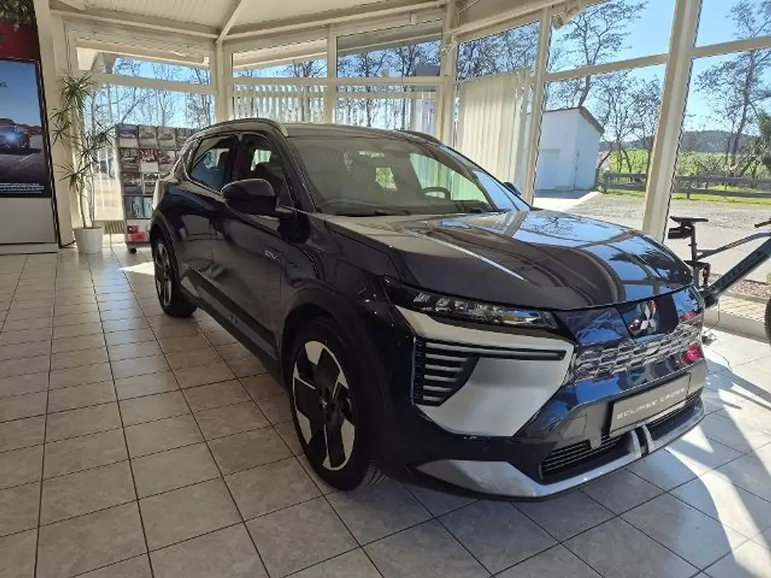Mitsubishi Eclipse Cross - Thumbnail 3