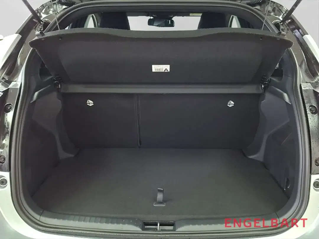 Toyota Yaris - Thumbnail 12