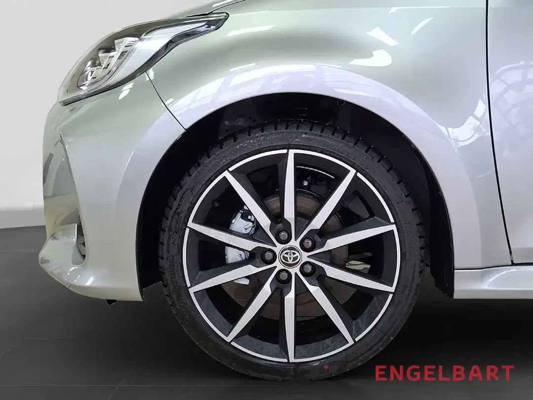 Toyota Yaris - Thumbnail 14