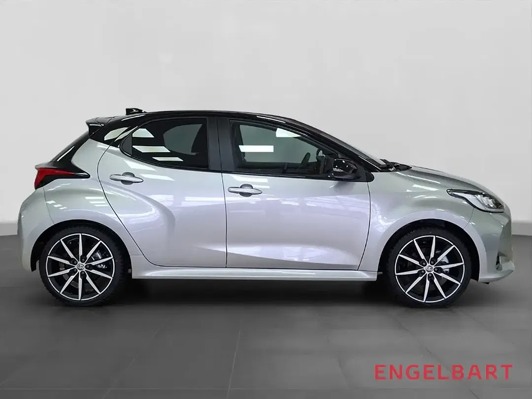 Toyota Yaris - Thumbnail 4