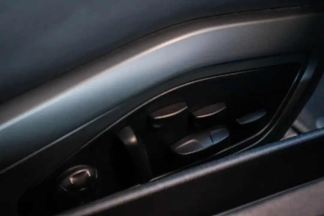 Porsche 992 - Thumbnail 13