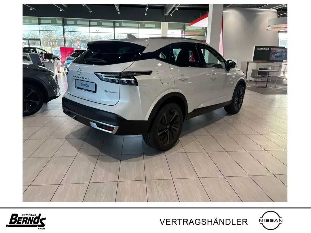 Nissan Qashqai - Thumbnail 4