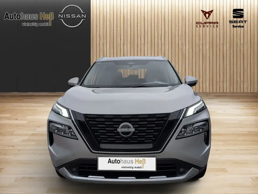 Nissan X-Trail - Thumbnail 2