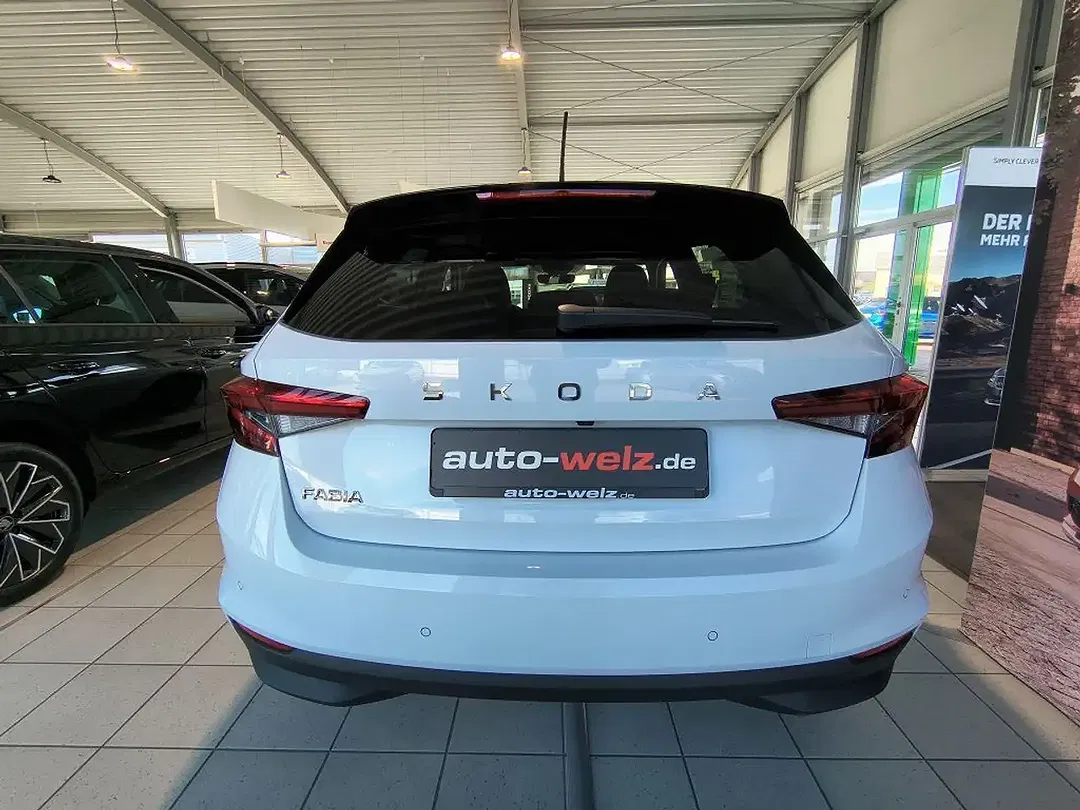 Skoda Fabia - Thumbnail 4