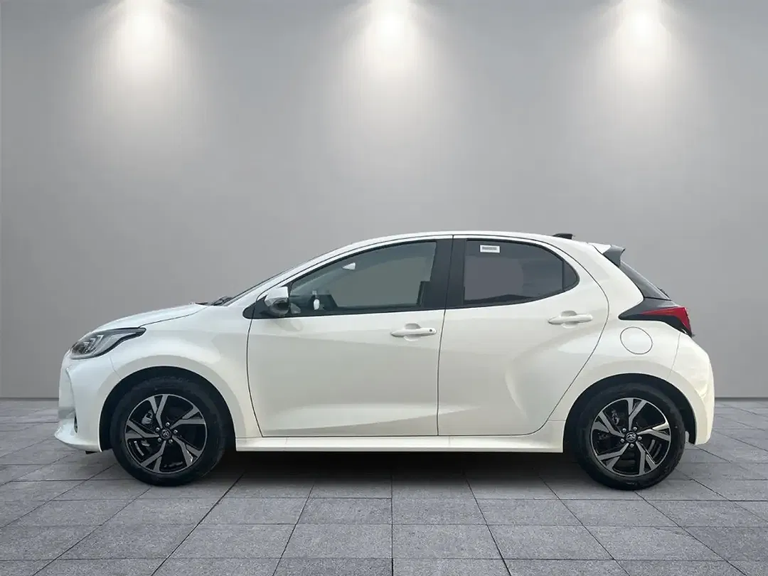 Toyota Yaris - Thumbnail 4