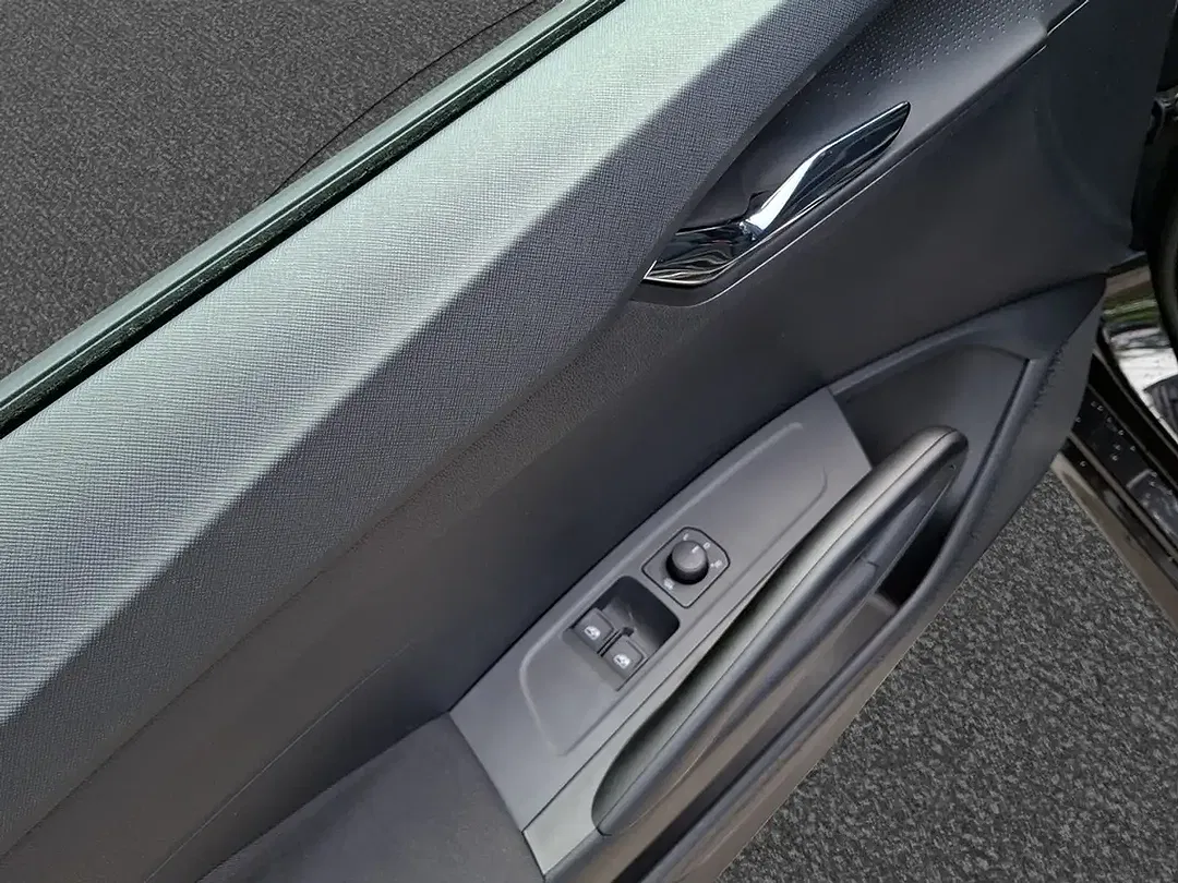 Skoda Fabia - Thumbnail 10