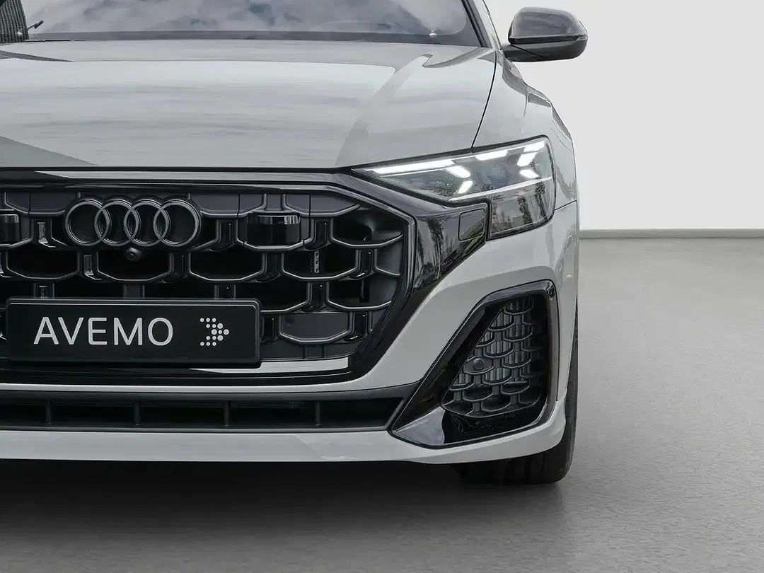 Audi SQ8 - Thumbnail 11