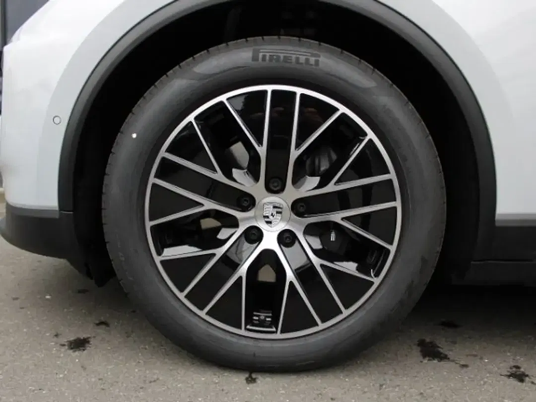 Porsche Macan - Thumbnail 10