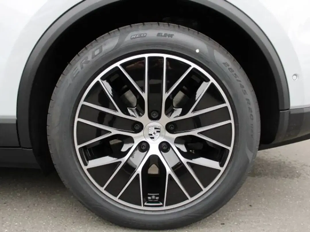 Porsche Macan - Thumbnail 15