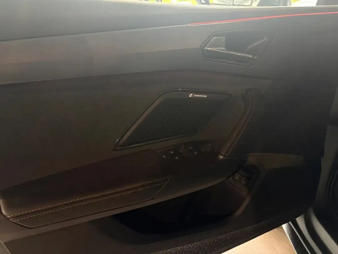 CUPRA Leon - Thumbnail 11