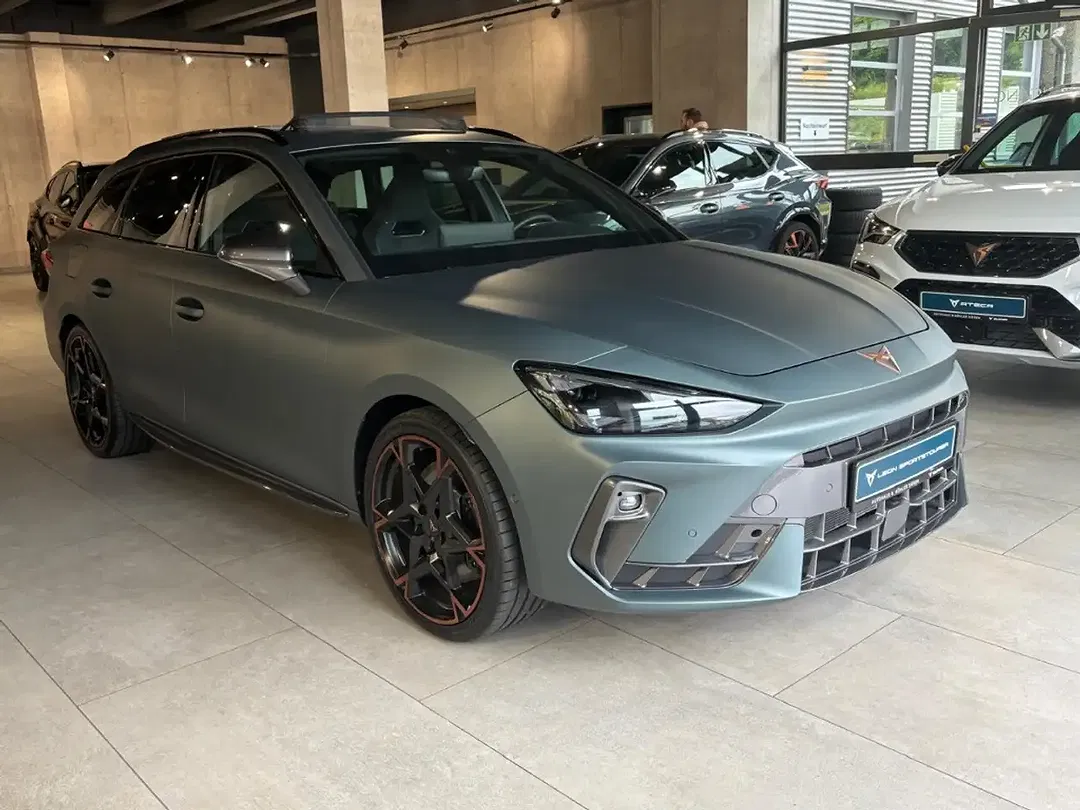 CUPRA Leon - Thumbnail 4