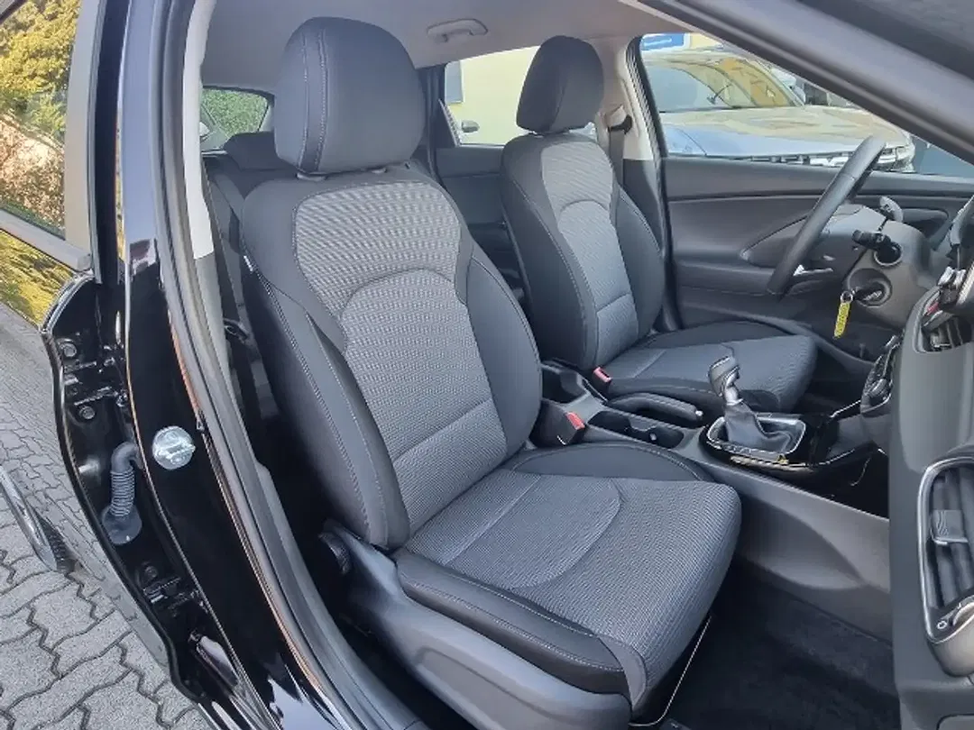 Hyundai i30 - Thumbnail 10