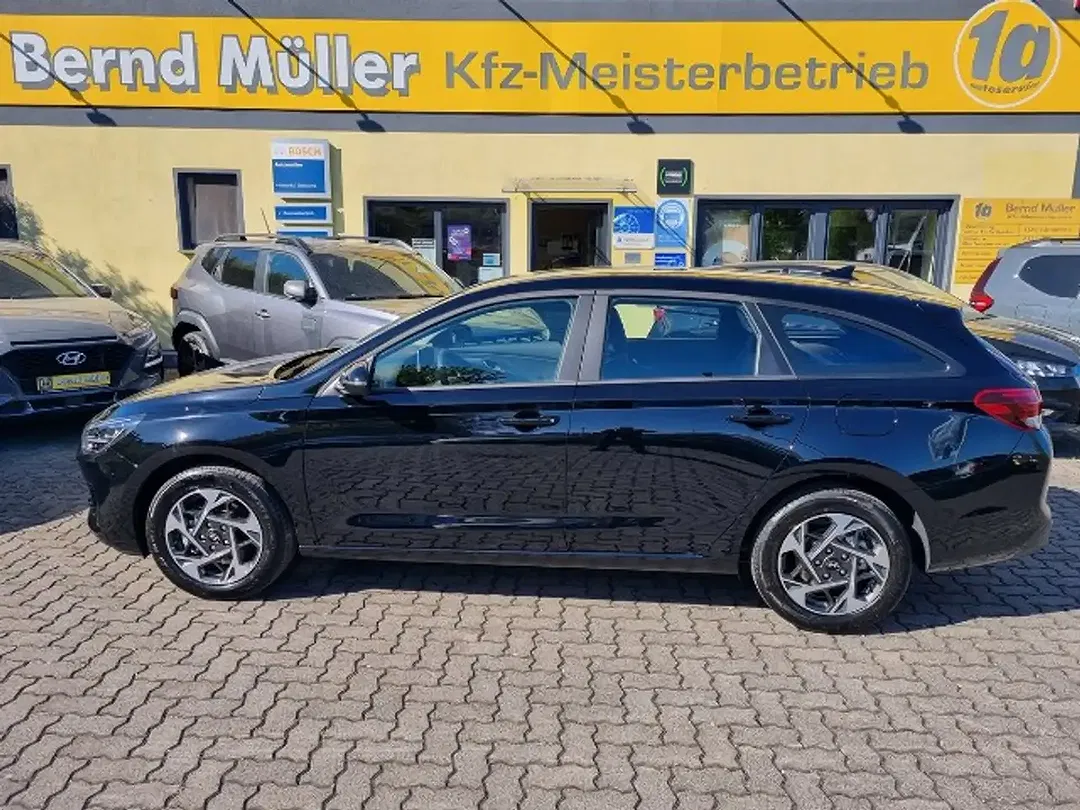 Hyundai i30 - Thumbnail 6