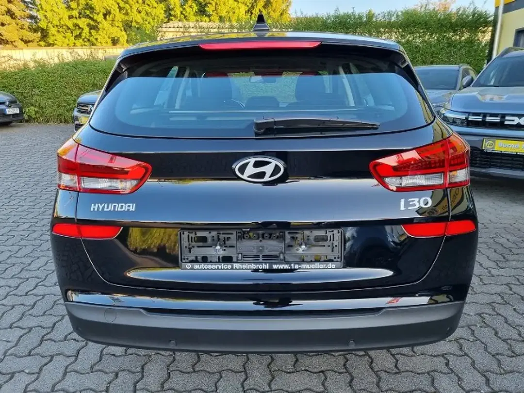 Hyundai i30 - Thumbnail 8