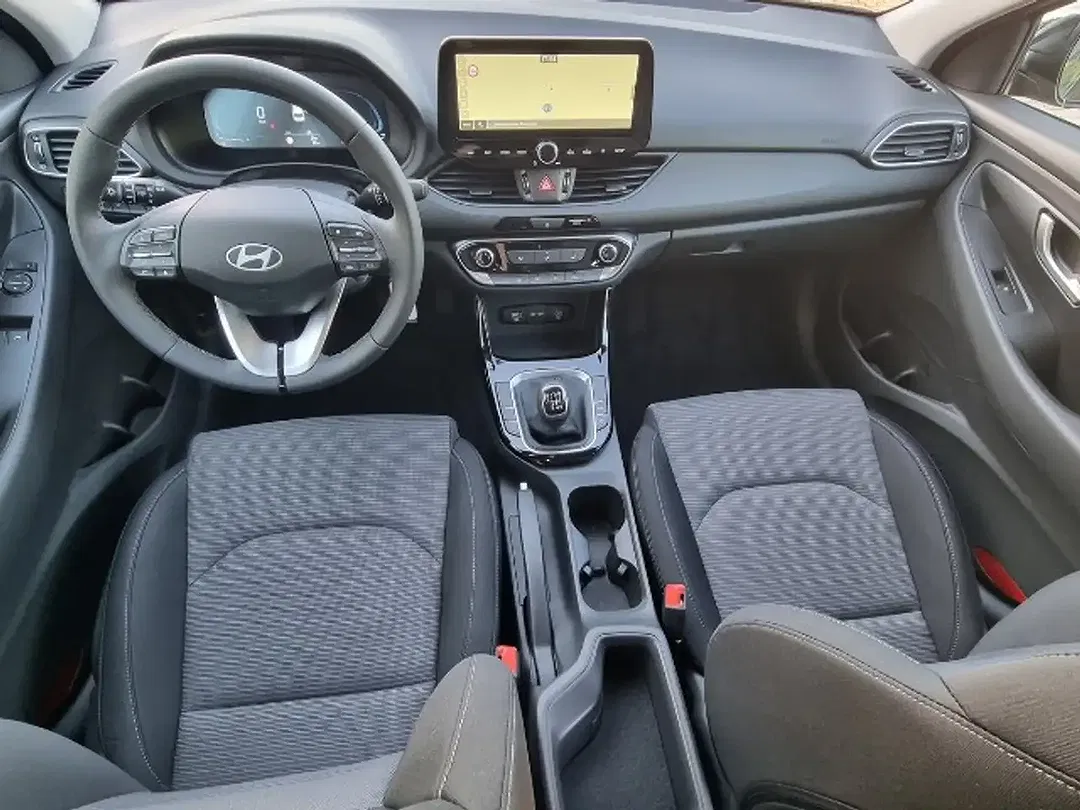 Hyundai i30 - Thumbnail 9