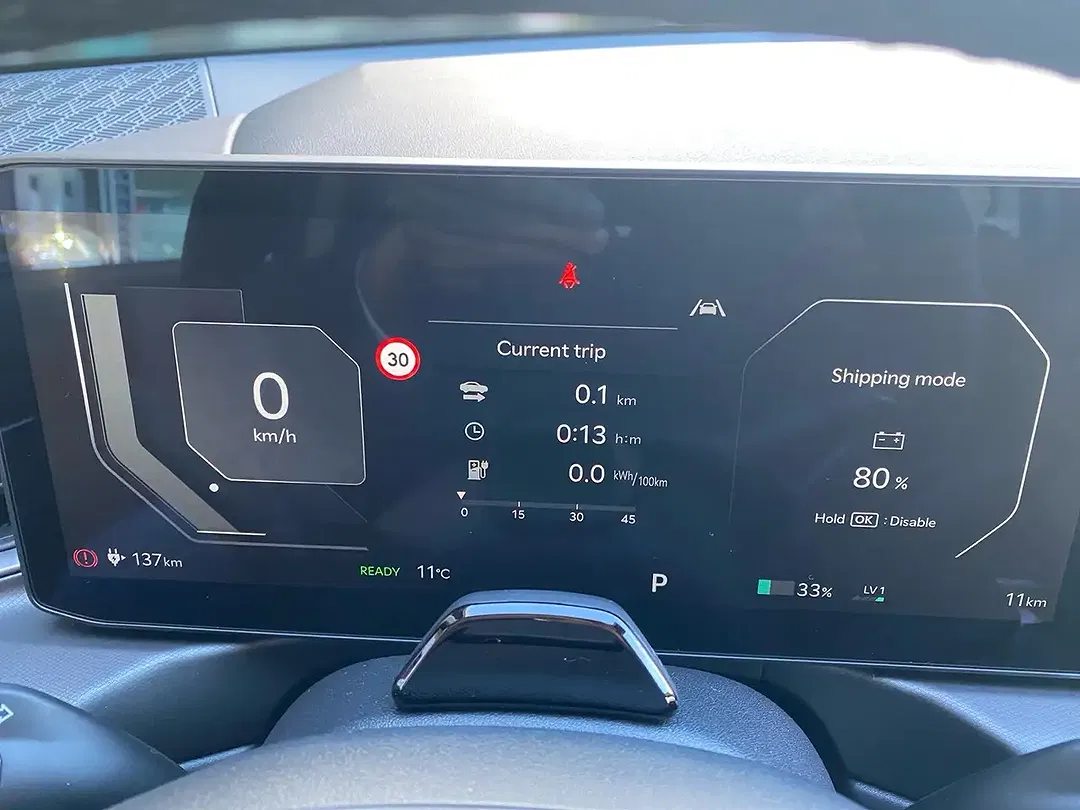 Kia EV9 - Thumbnail 15