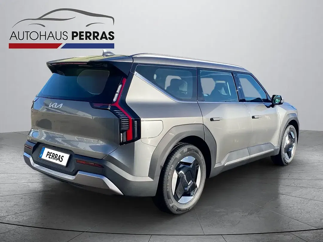Kia EV9 - Thumbnail 5