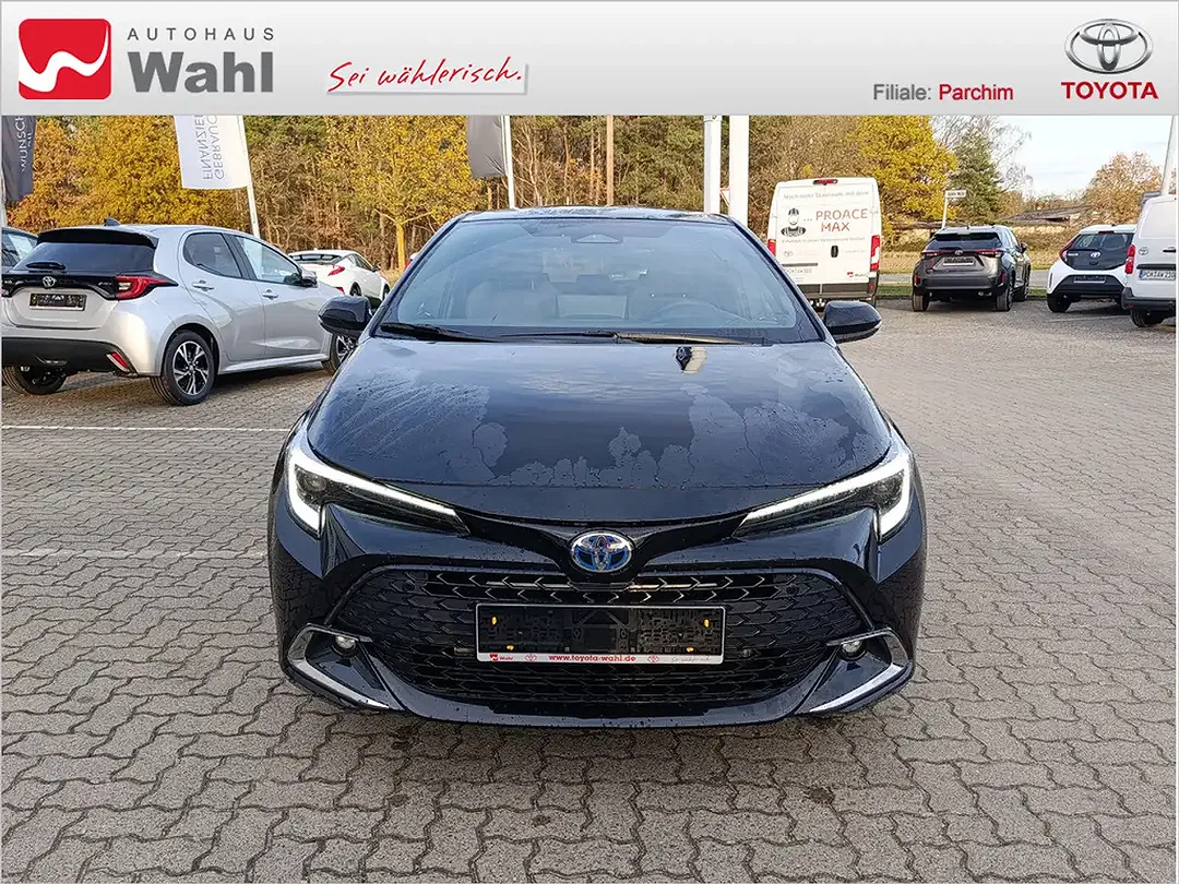 Toyota Corolla - Thumbnail 5
