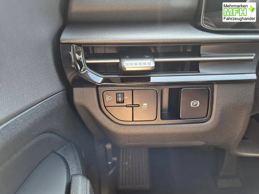 Kia Sportage - Thumbnail 11