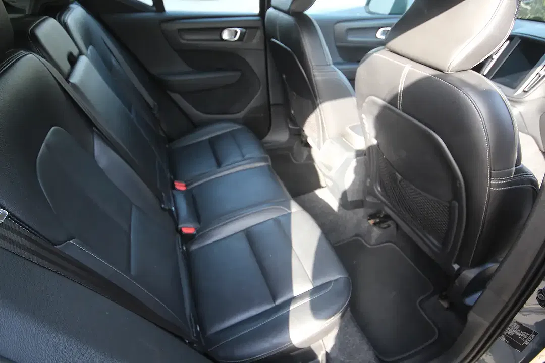 Volvo XC40 - Thumbnail 15