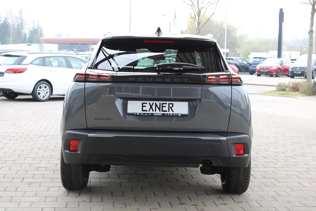 Peugeot 2008 - Thumbnail 4