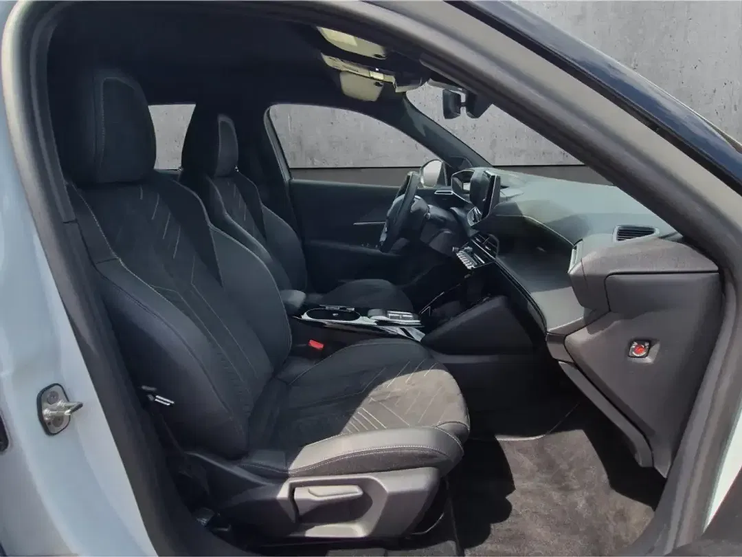 Peugeot 2008 - Thumbnail 13